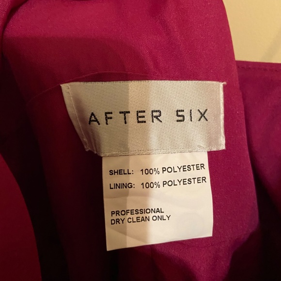 Pleated Skirt Crepe Maxi Dress with Pockets - size 12 - Picture 5 of 7